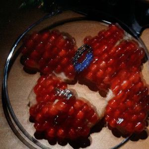 一边摸下面一边吃奶快点好难受
